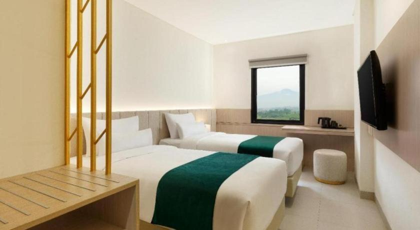 Elsotel Purwokerto By Daphna Management Екстер'єр фото